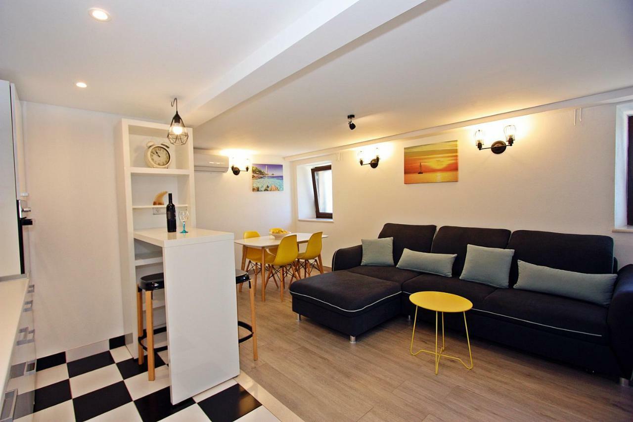 Apartman Ivana Сплитска Екстериор снимка