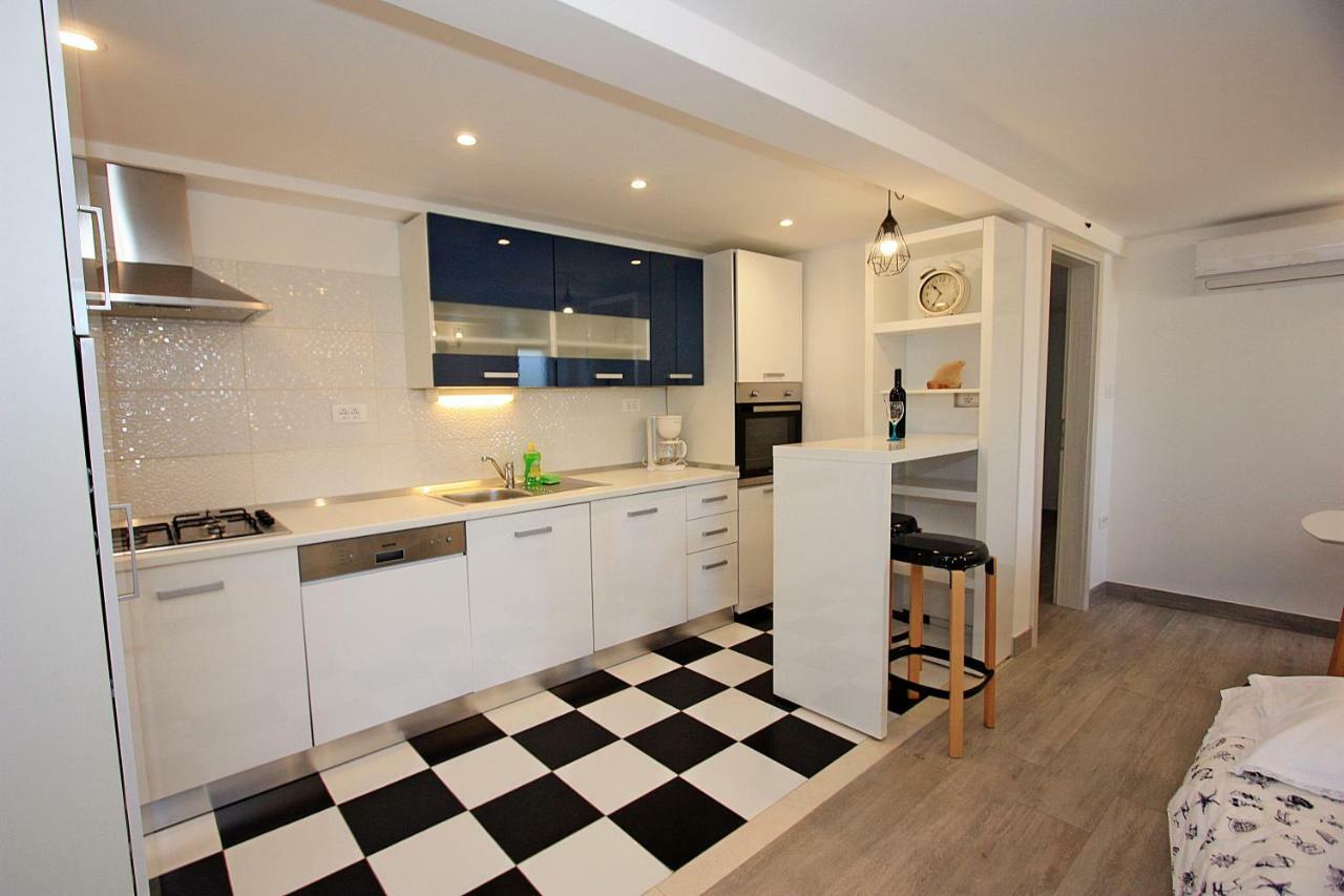 Apartman Ivana Сплитска Екстериор снимка