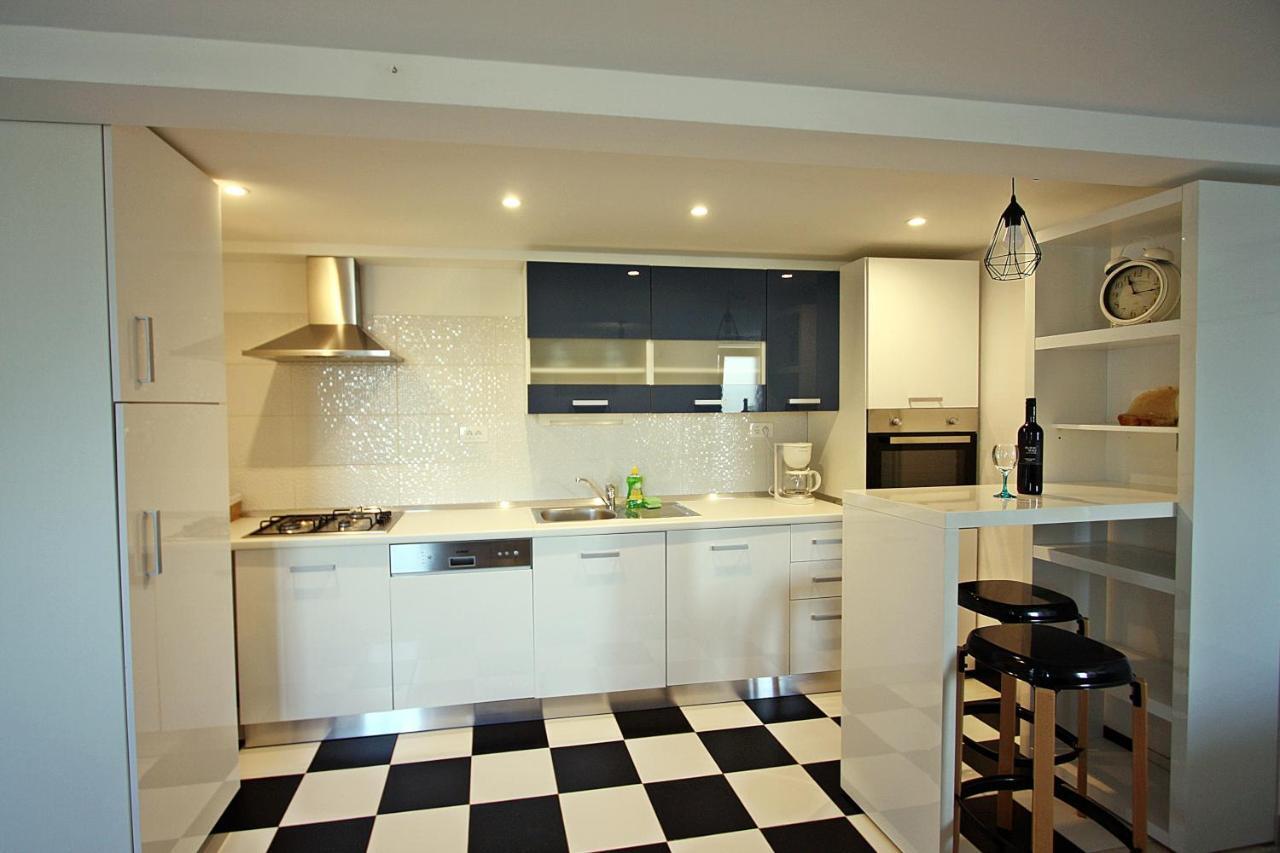 Apartman Ivana Сплитска Екстериор снимка